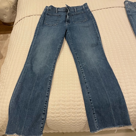Mother jeans. Size 29 front pockets… frayed bottoms - Picture 2 of 4